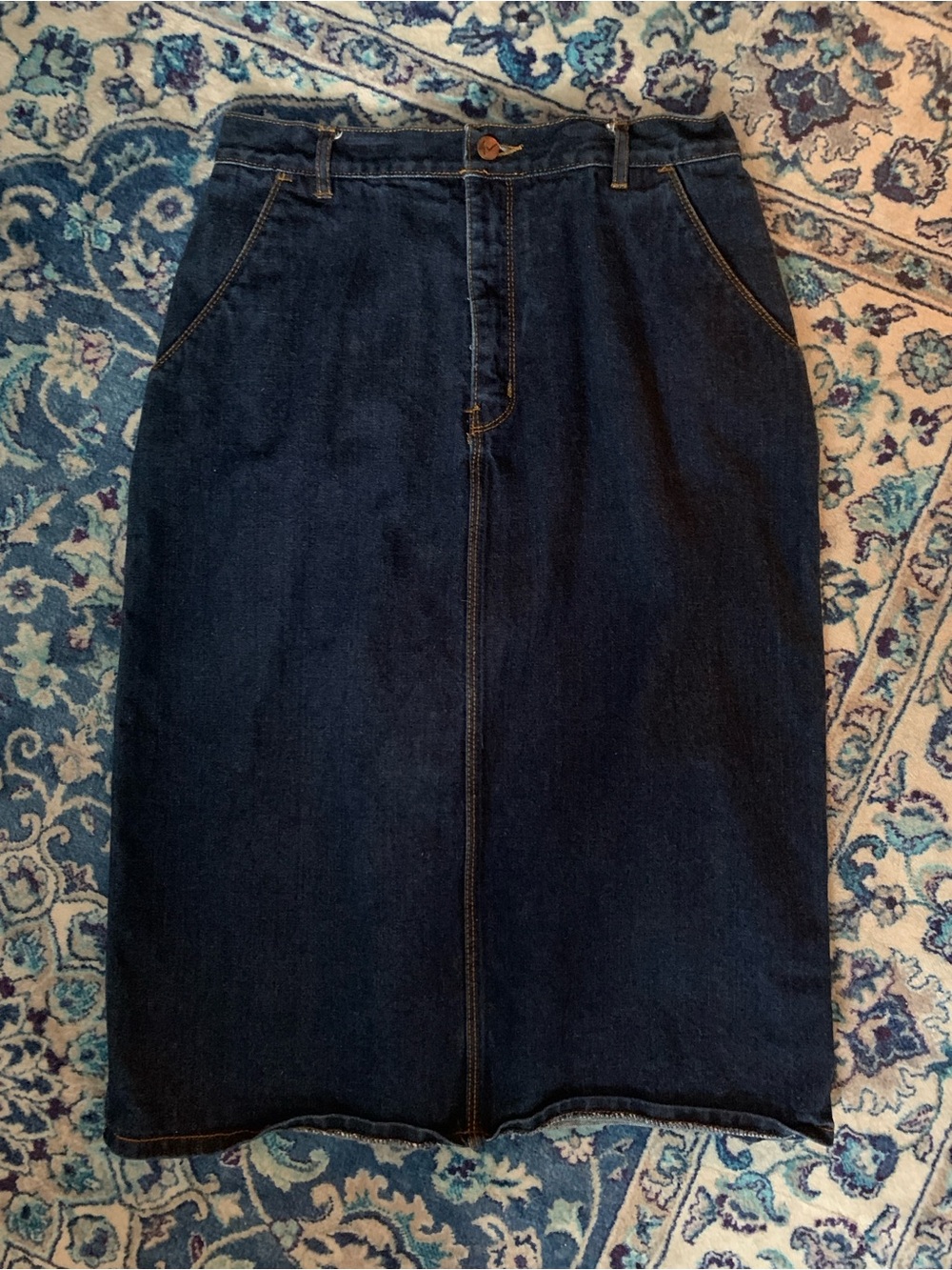 Vintage Gloria Vanderbilt for Murjani Dark Blue Denim Pencil Skirt
